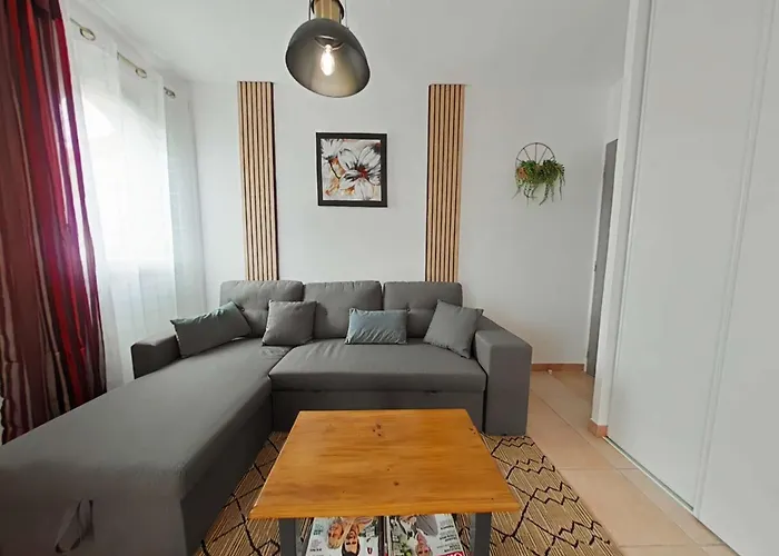 2 Pieces 4 Couchages Port Naturisme Pl040-040 Leucate